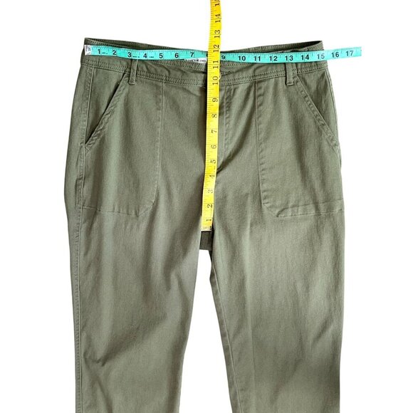 Elizabeth & James Winter Moss Green Utility Cropped Pants Size 10 - Picture 10 of 11